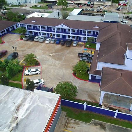 Scottish Inn And Suites Houston-Jones Road Louetta Eksteriør bilde