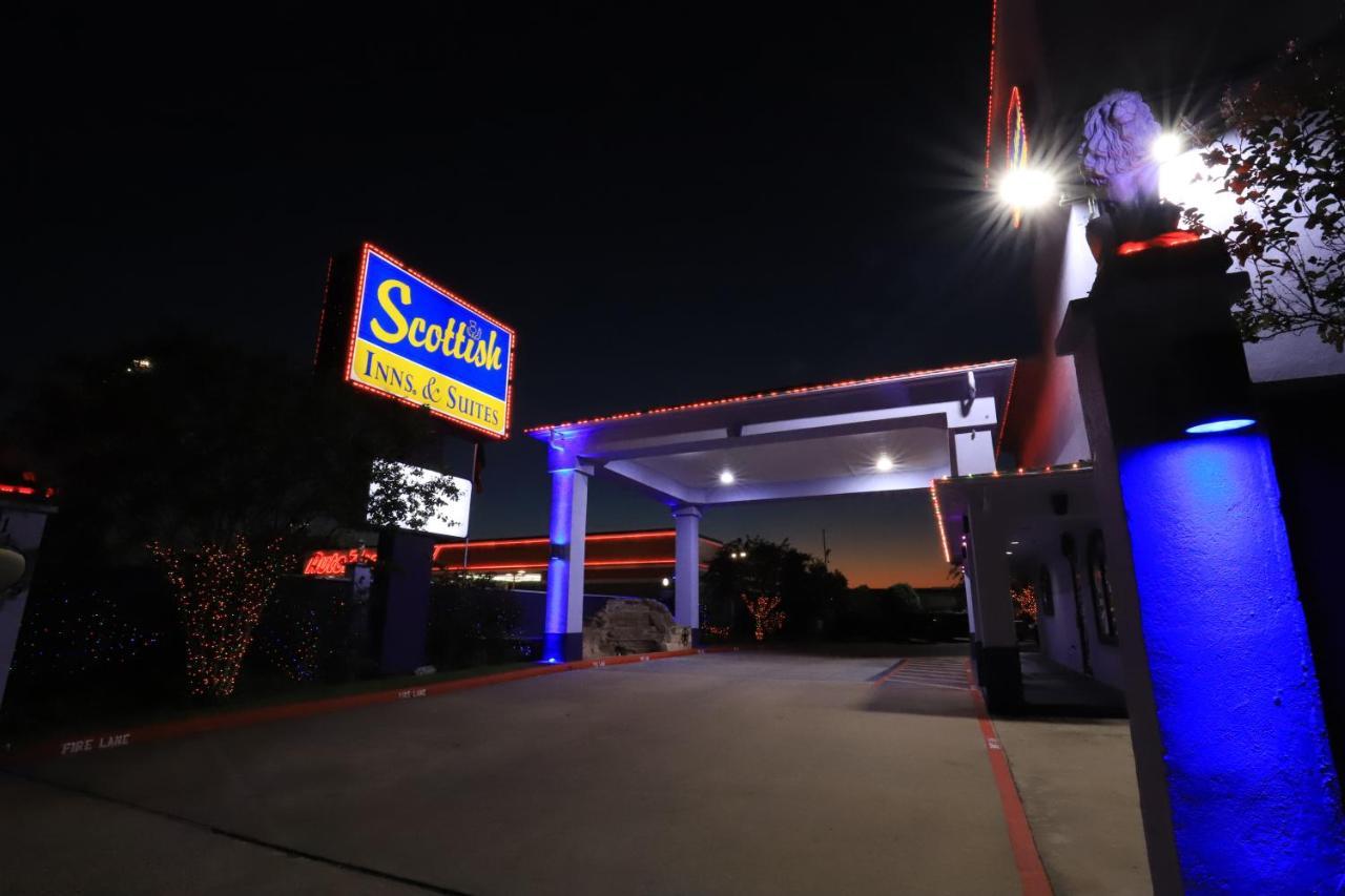 Scottish Inn And Suites Houston-Jones Road Louetta Eksteriør bilde