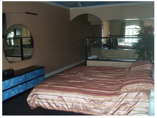 Scottish Inn And Suites Houston-Jones Road Louetta Rom bilde